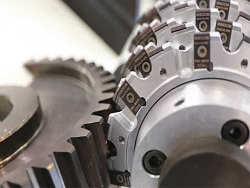 轉(zhuǎn)臂保養(yǎng)要拆機(jī)器箱體嗎？